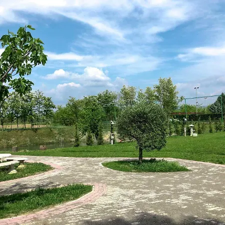 Gardenland Camping Village Campingplatz Barbullush